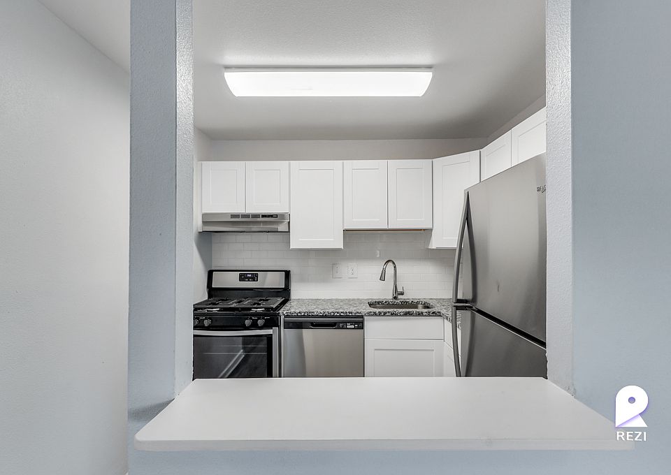 1st image of 6573 Hil Mar Dr
