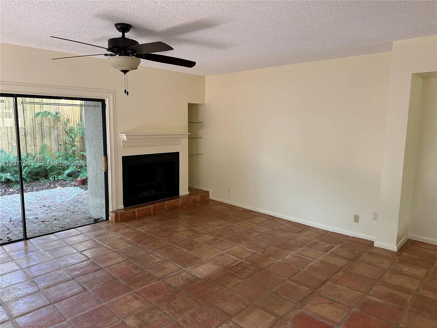 Cornelia M Day Sub Pent H — Photo 4