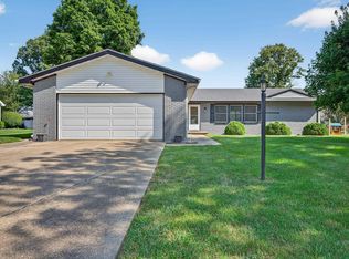 2024 W Maplewood Dr, Marion, IN 46952