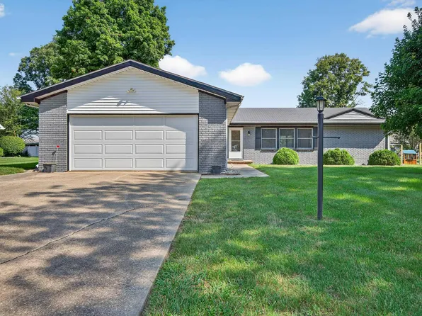 2024 W Maplewood Dr, Marion, IN 46952