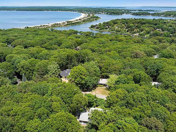 5th image of 27 S Valley Rd