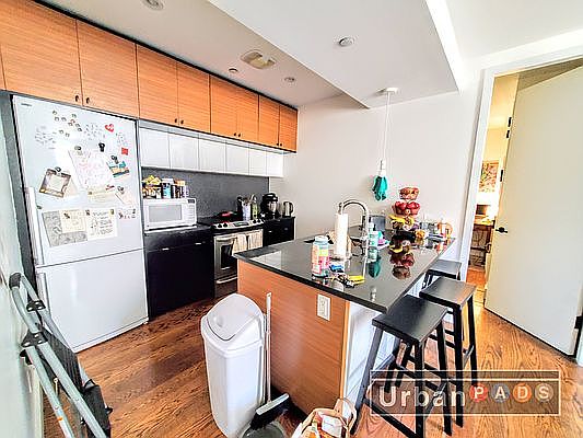 4th image of 161 Winthrop St #2R