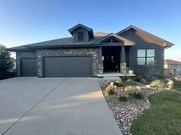 11322 Kimball Ave, Kansas City, KS 66112
