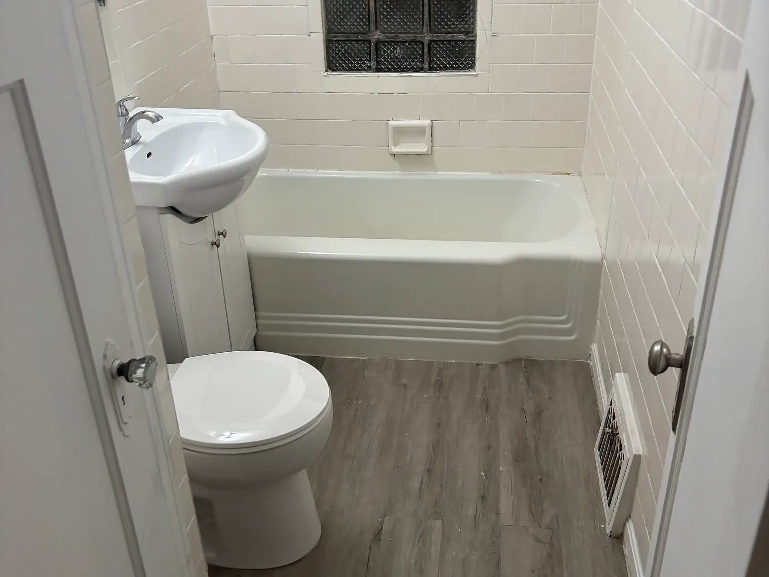 2 bed, 700 sqft, $1,450 — Photo 4