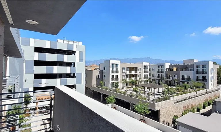 168 S Monterey St #408 — Photo 8