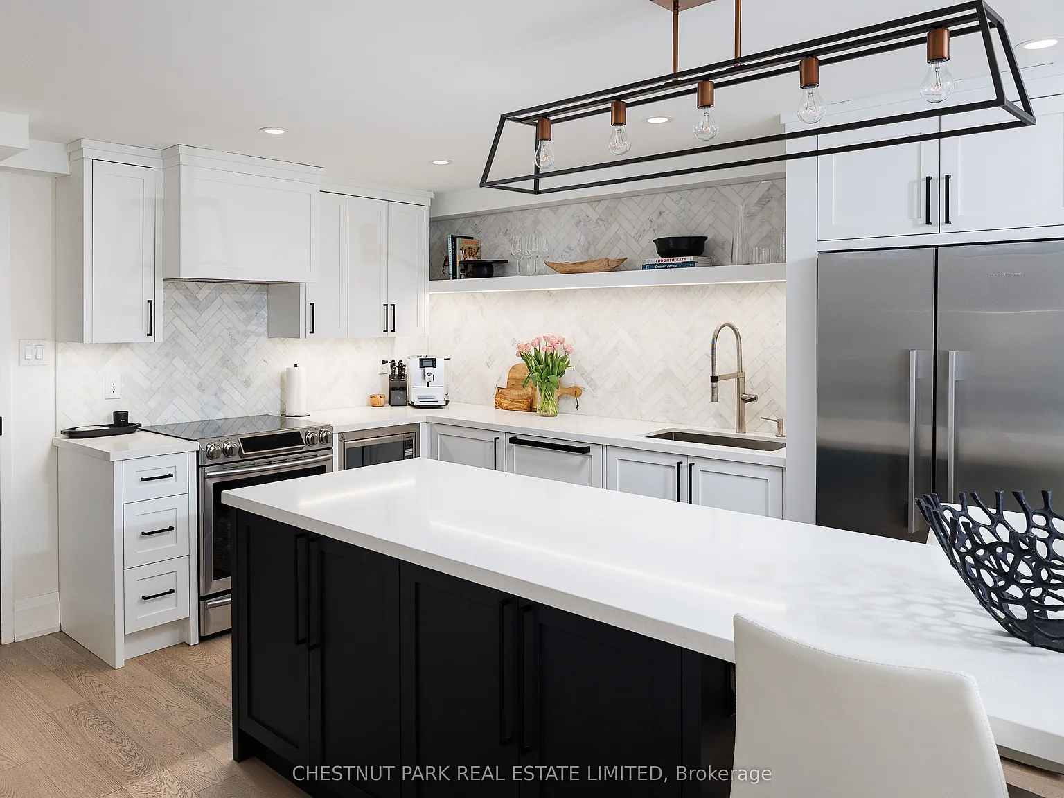1 bed, $3,200 — Photo 4
