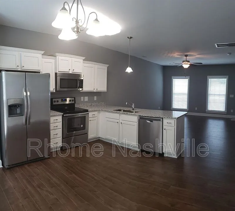 Building Photo - 401 Caldwell Dr #4