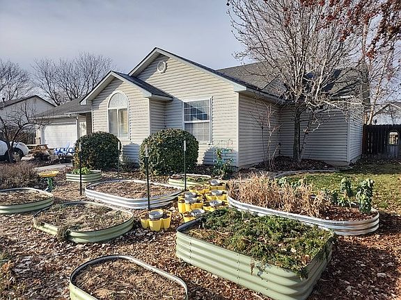 2nd image of 3037 N Valam Ave