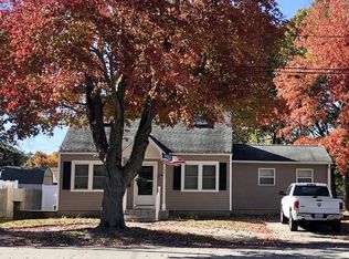 12 Goodrich Ave, Warwick, RI 02886