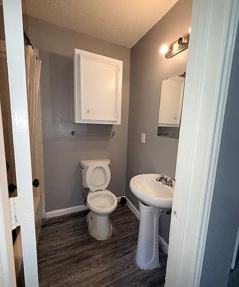 7046 Avenue F — Photo 46