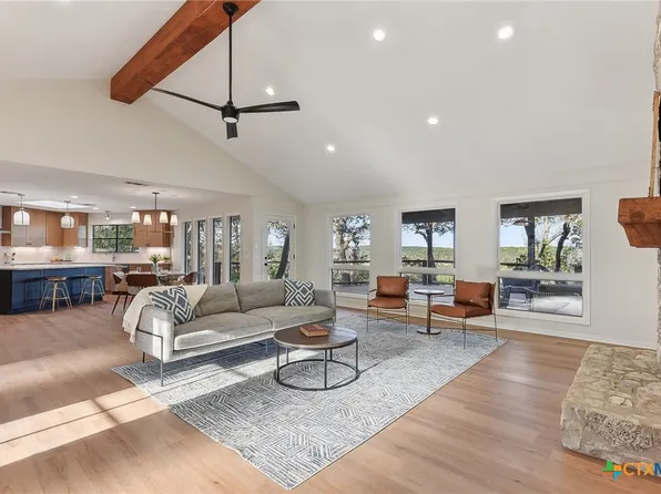 101 Mesa Dr, Wimberley, TX 78676