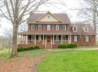 200 Farmbrook Cir, Frankfort, KY 40601