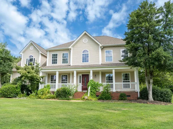 104 Copeland Rd, Greer, SC 29651