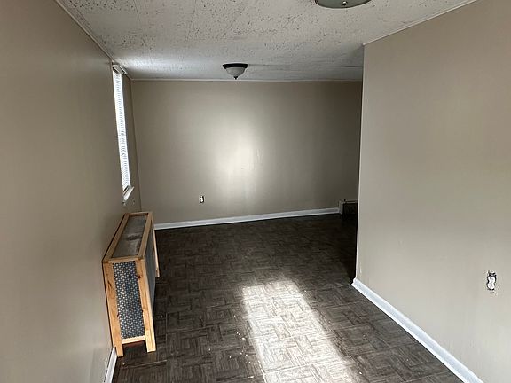 4th image of 35 Cedar St #3