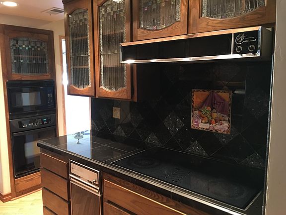 4th image of 1397 Pine Dr