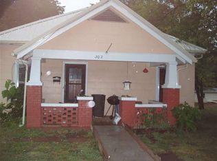 302 S Franklin St, Windsor, MO 65360