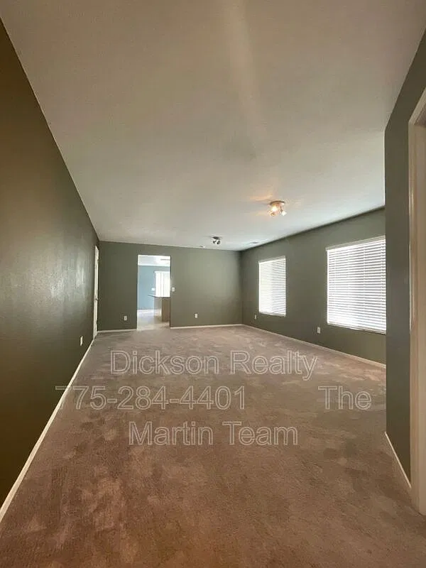 4 bed, 2.0 bath, 1675 sqft, $2,550 — Photo 3