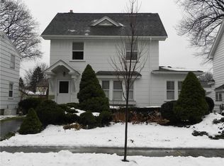 75 Parkwood Rd, Rochester, NY 14615