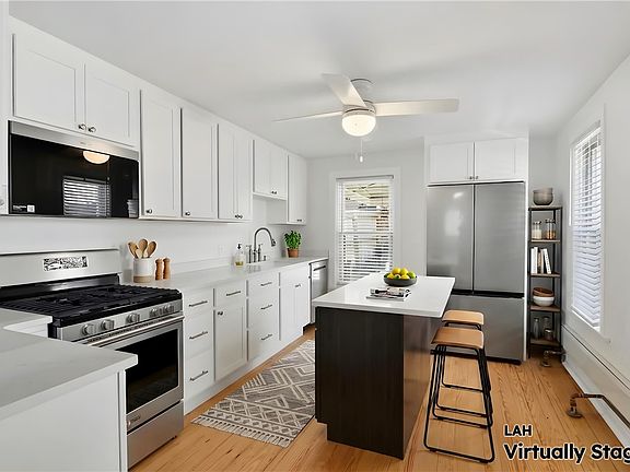 2nd image of 274 38th St