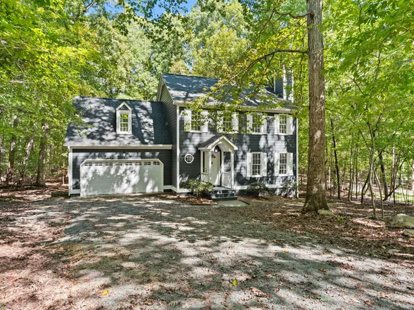 105 Trailwood Ct, Chapel Hill, NC 27516