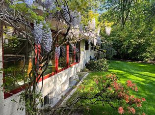 602 S Palatine Hill Rd, Portland, OR 97219