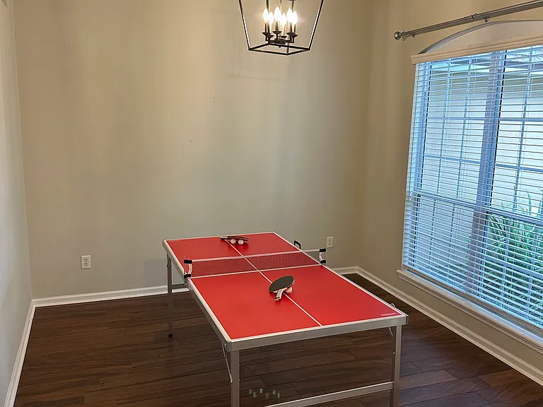 2037 Chaucer Ln — Photo 22