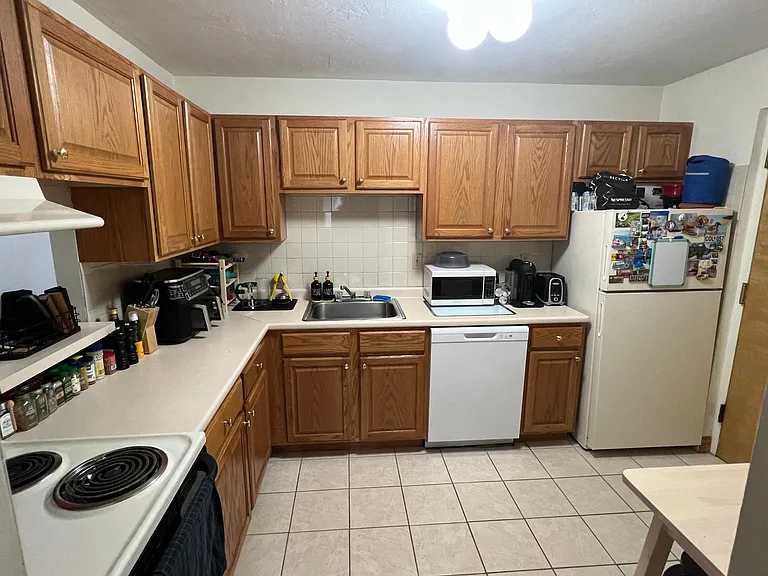 2366 Commonwealth Ave #2-3 — Photo 4