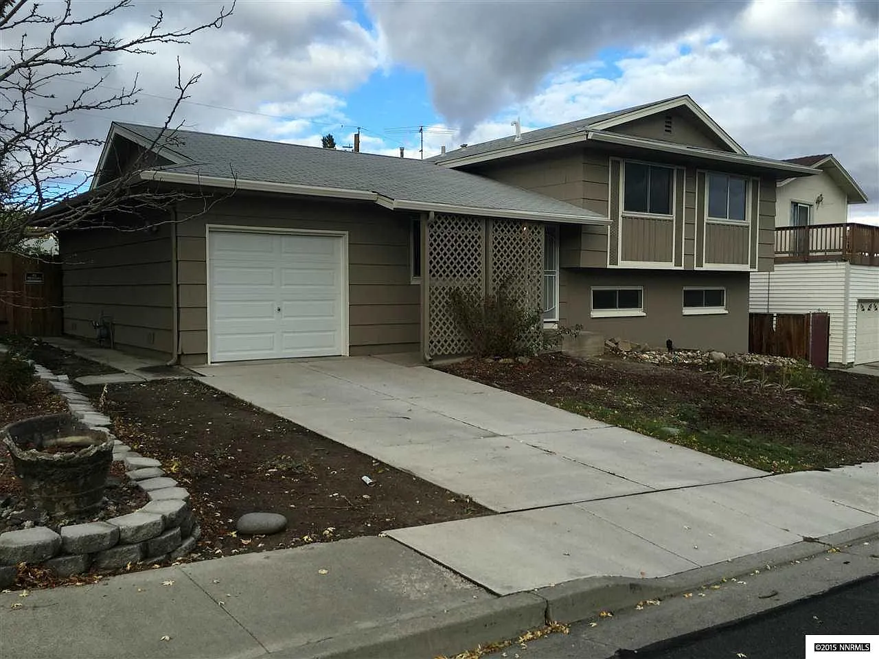 2635 Gellert Dr photo 1