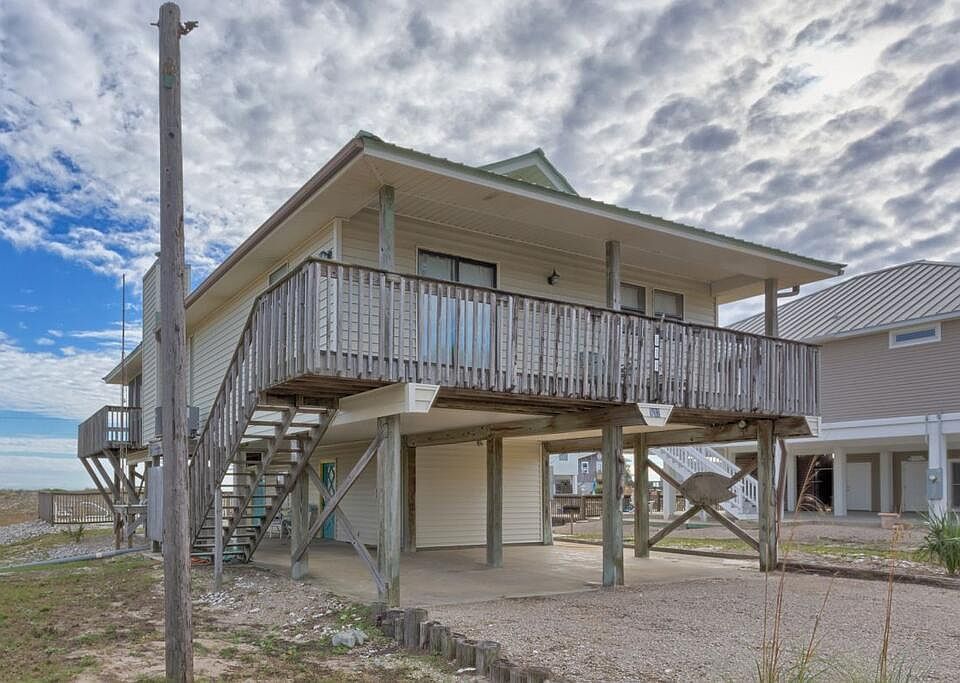 St. George Island Pool Cottage property listing