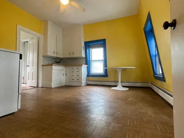 (undisclosed Address), Providence, RI 02906