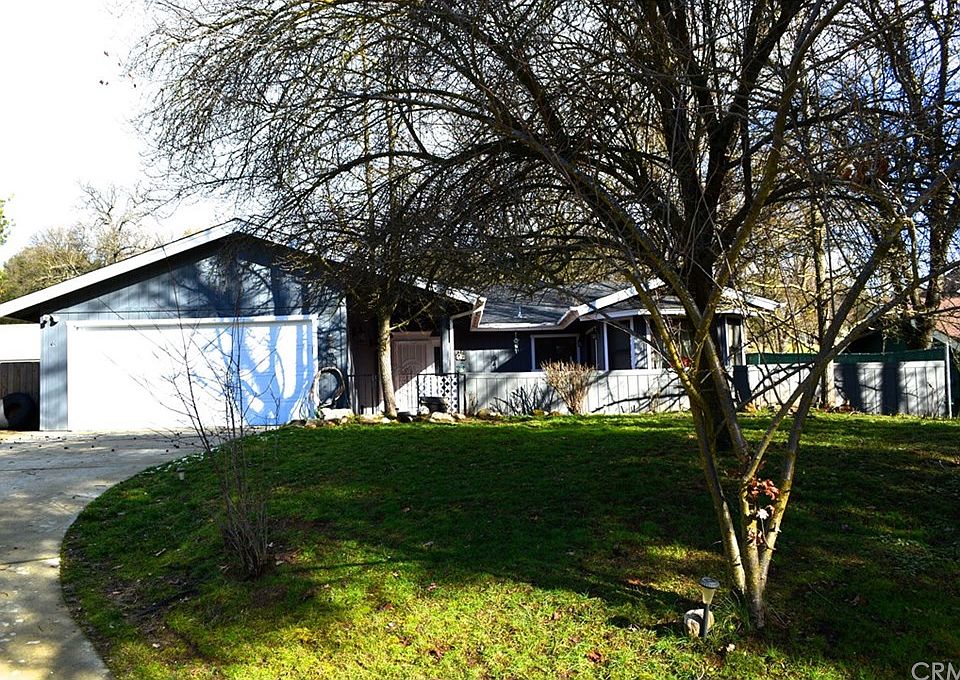 2nd image of 40697 Griffin Dr