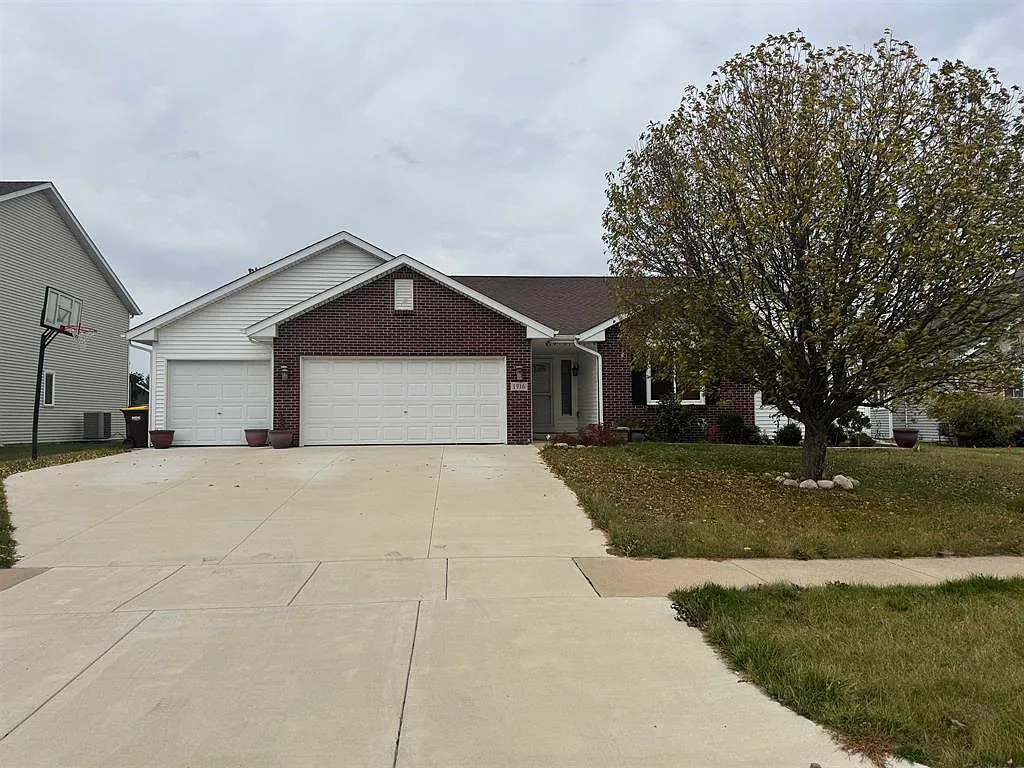 3 bed, 2788 sqft, $2,500 — Photo 1