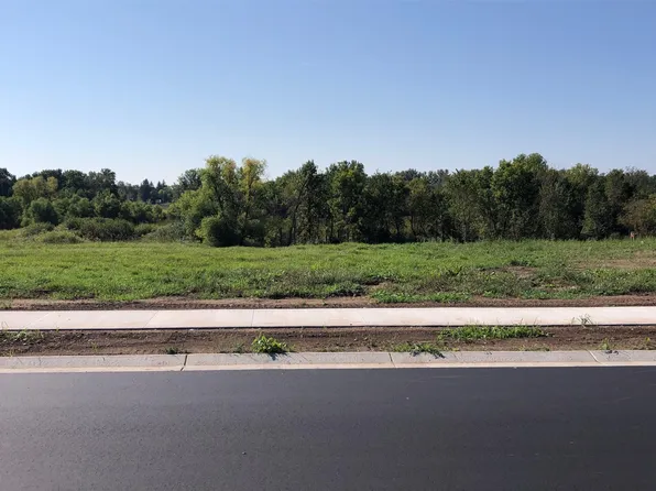 209 Woolgrass Way, Avon, MN 56310