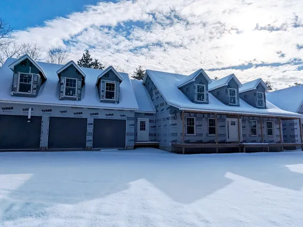 5 Ellrose Lane, Falmouth, ME 04105