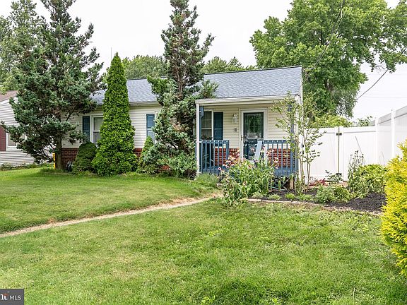 4th image of this home