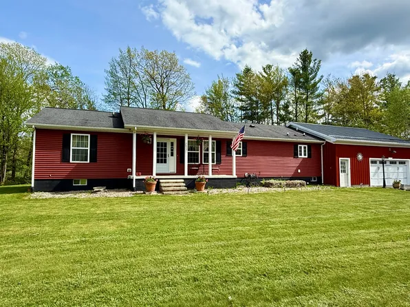 2053 State Route 3, Cadyville, NY 12918