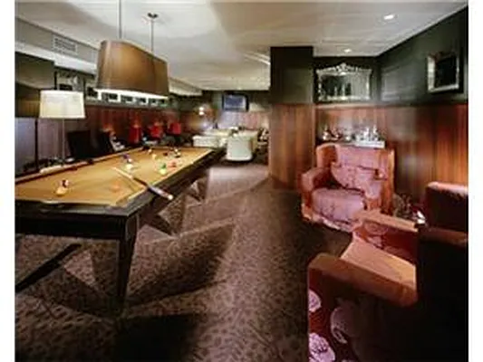 Rented by New York Residence | media 32