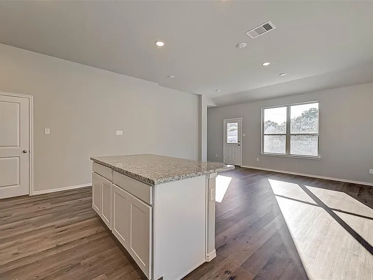 7074 Gentle Breeze Dr — Photo 7