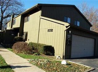 1572 Cedarwood Dr #13C, Westlake, OH 44145