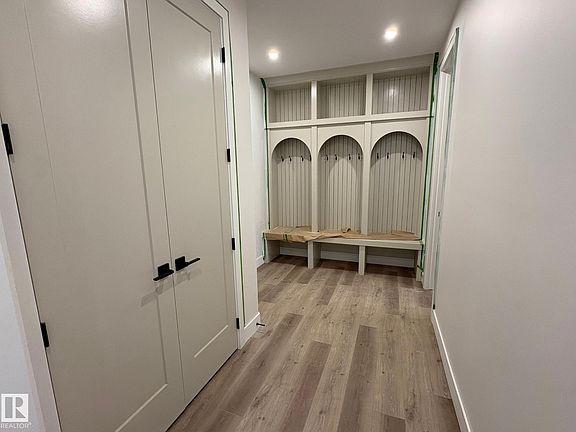 4th image of 14 Arthur Way