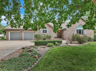 1106 Lazy Creek Dr, Newton, KS 67114
