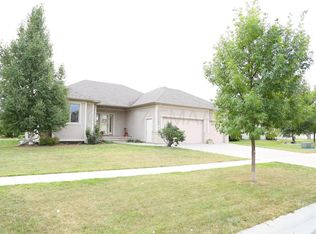 4526 3rd St S, Moorhead, MN 56560