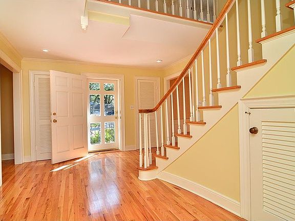 3rd image of 4505 W Brookwood Dr