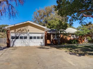 2120 69th St, Lubbock, TX 79412