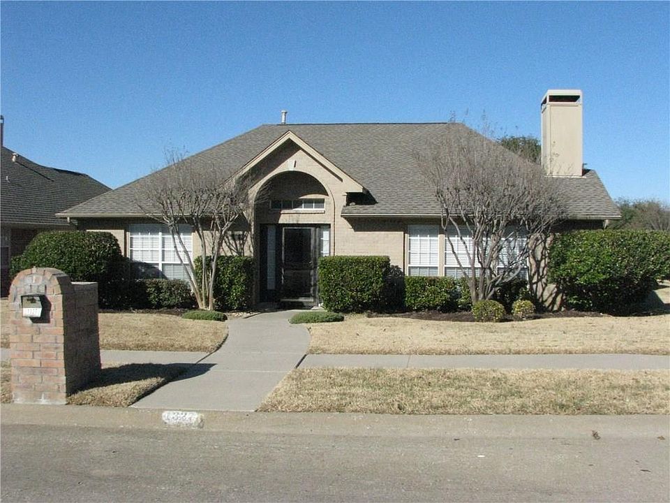 1st image of 1327 Royal Palm Ln
