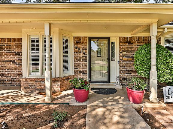 2nd image of 3603 Knoxville Dr