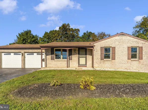 4 Whittier Hts, Hagerstown, MD 21742