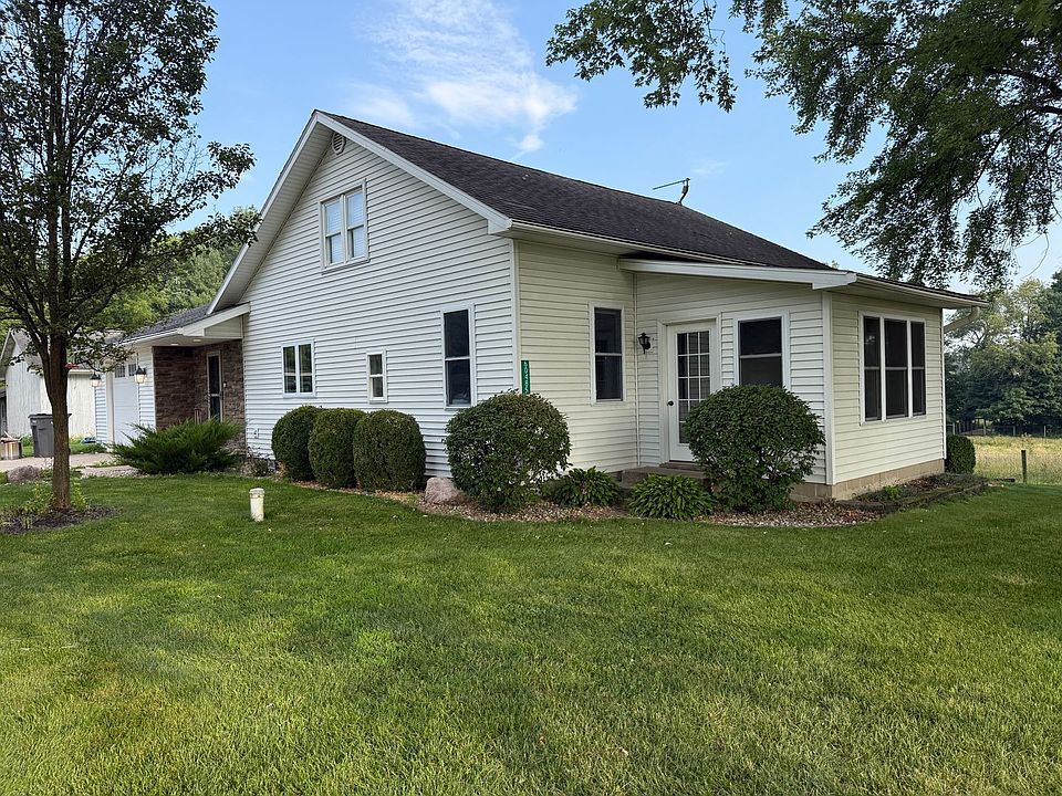 1st image of 60485 County Road 35