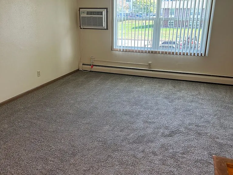 1516 16th Ave SE #1 — Photo 5