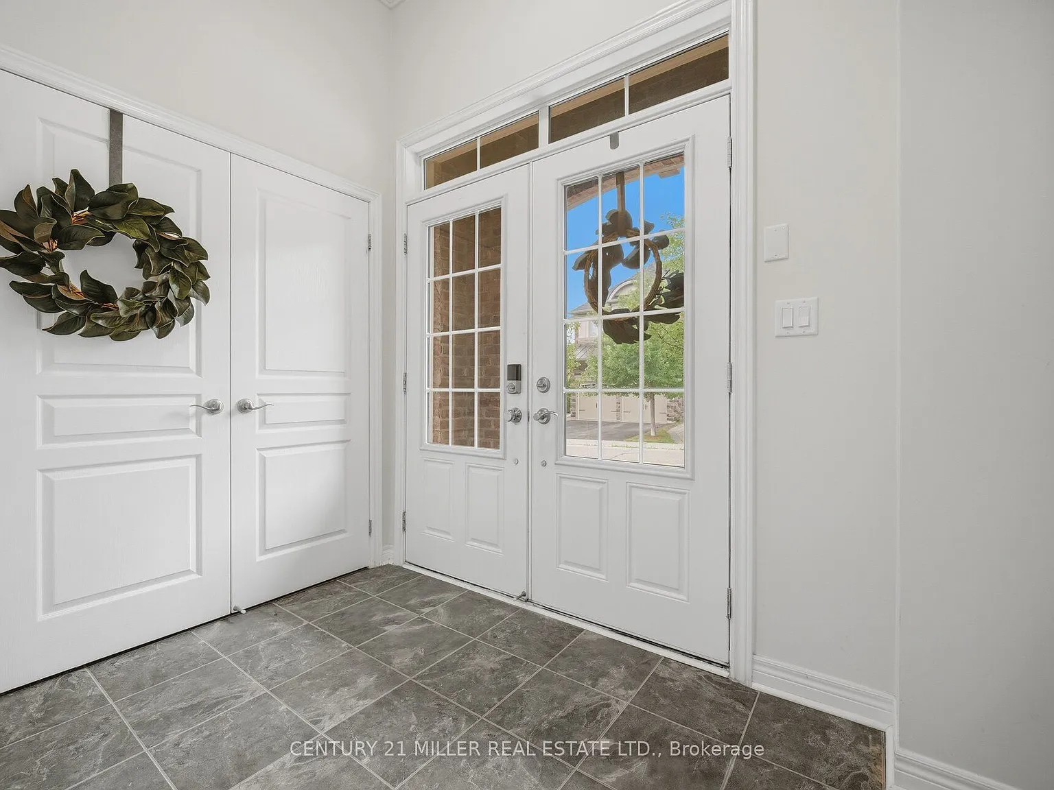 3 bed, $4,300 — Photo 4
